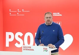 Antonio Rodríguez Osuna, portavoz del Comité Electoral del PSOE extremeño.