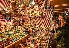 Caseta en el mercado navideño de San Francisco.