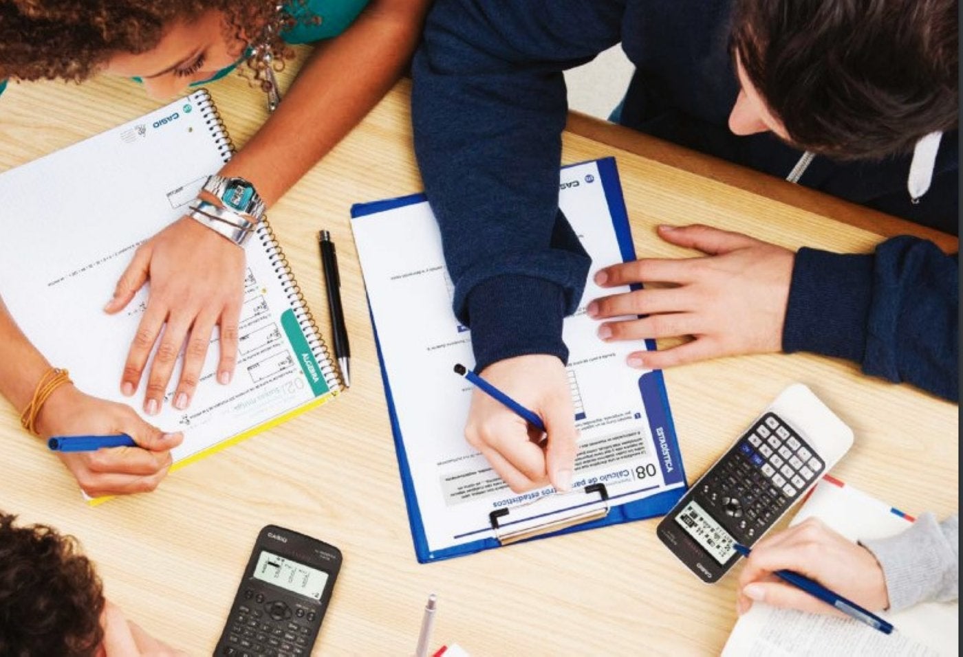 La calculadora centrará una de las comunicaciones.