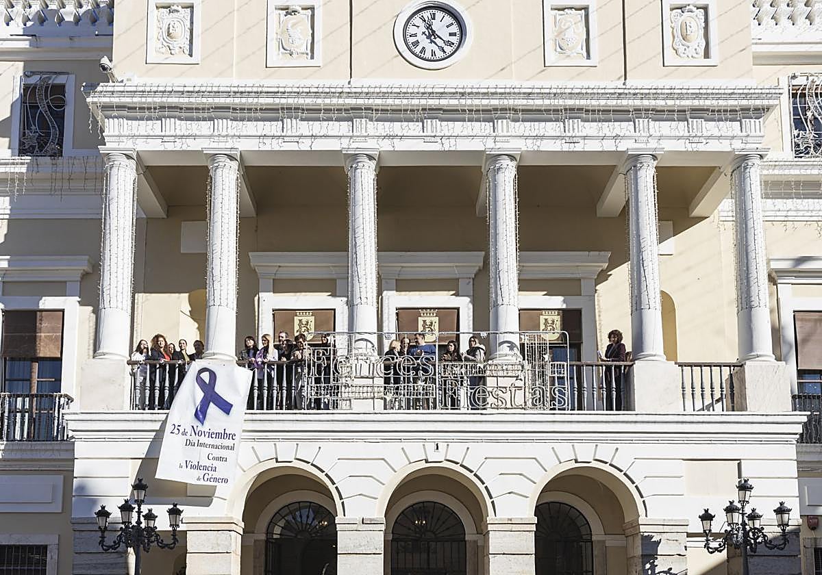 Acto que ha tenido lugar en el Ayuntamiento de Badajoz.