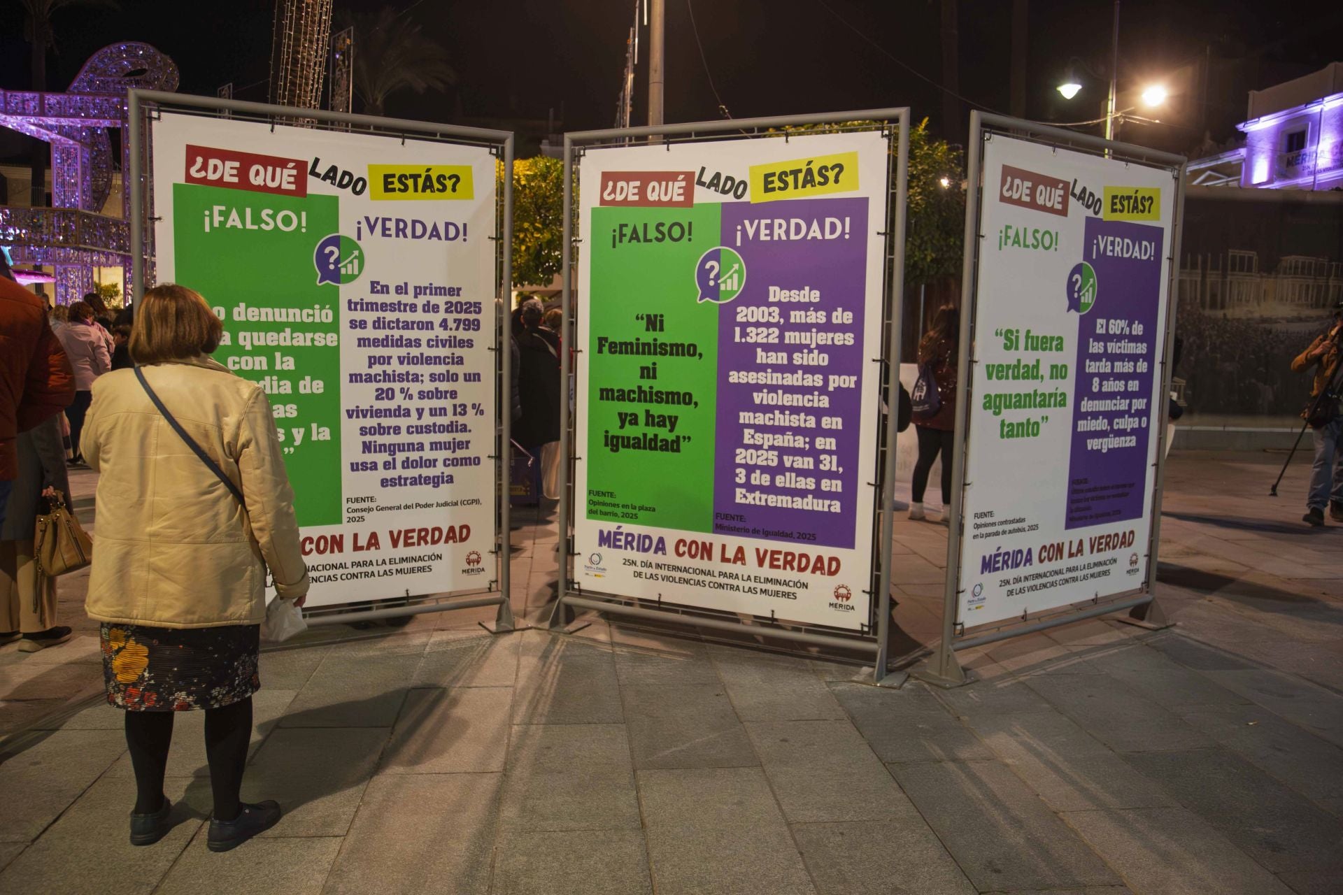 Manifestación celebrada en Mérida con motivo del 25-N.