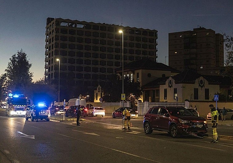 Un motorista resulta herido en la colisión con un turismo en Badajoz