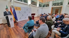 Intervención de José Luis Capilla durante su toma de posesión en la Delegación del Gobierno de Extremadura.