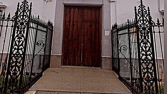 Asaltan de madrugada el Ayuntamiento de Villalba de los Barros y se llevan menos de 50 euros
