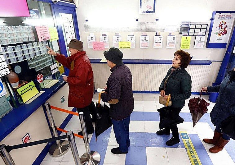 Tres acertantes del sorteo de la Bonoloto ganan más de 55.000 euros este sábado