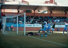 Momento del gol de César Gómez el pasado domingo en El Prado.