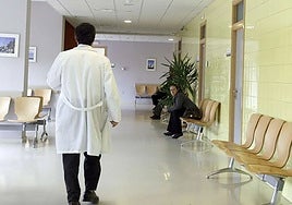 La jubilación activa cobrando tres cuartas partes de la pensión se aplica a médicos y pediatras desde 2022.