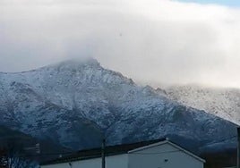 Extremadura da la bienvenida al invierno climatológico con nieve