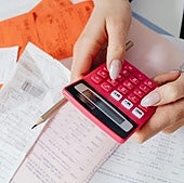 La factura de la luz podría volver a los precios de 2020 este enero según los expertos