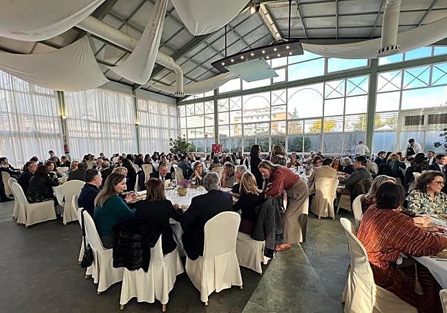 Comida de los farmacéuticos en el palacio de cristal del hotel Río.