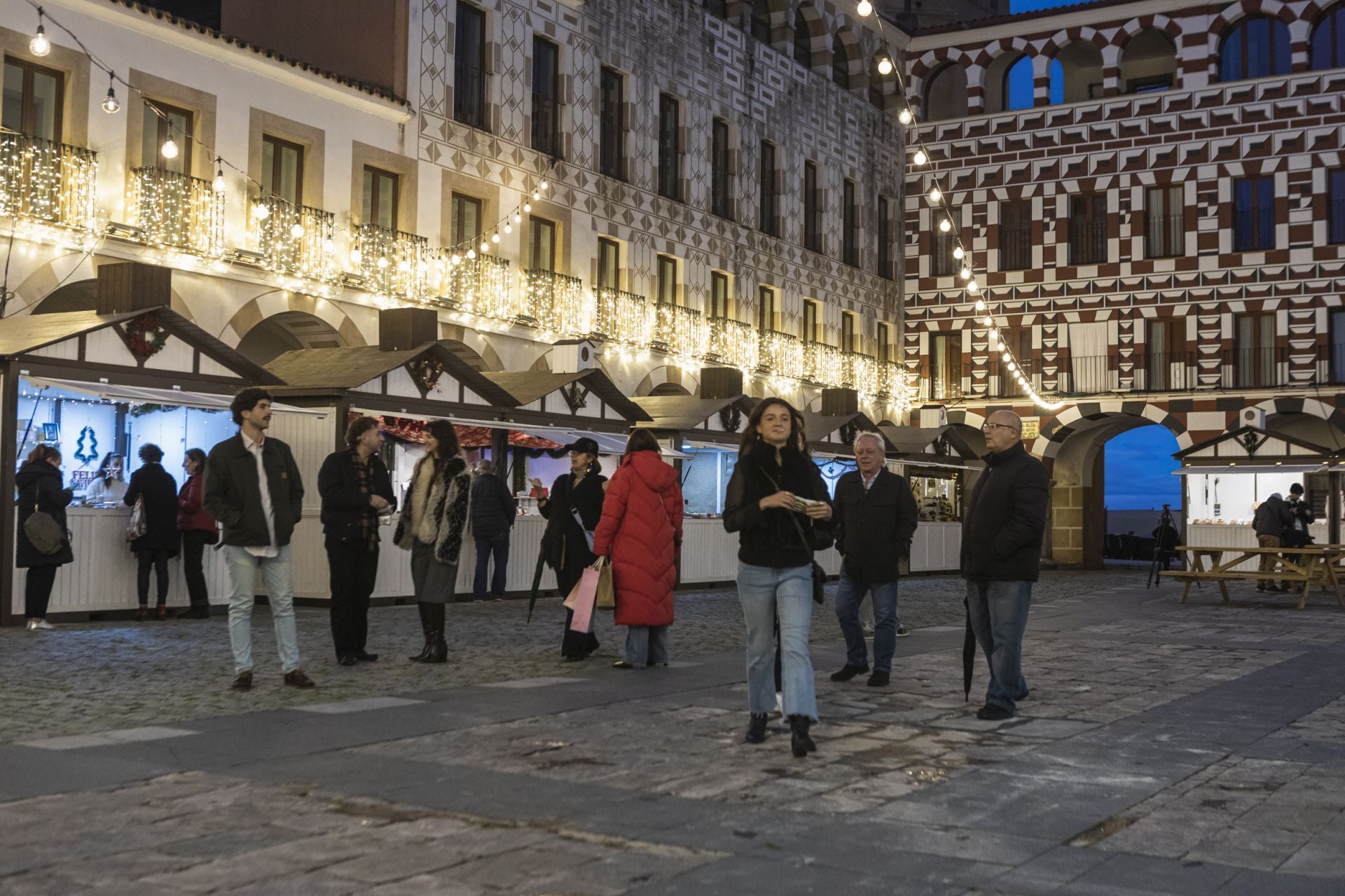 Fotos | Las mejores fotos del mercado navideño de la Plaza Alta