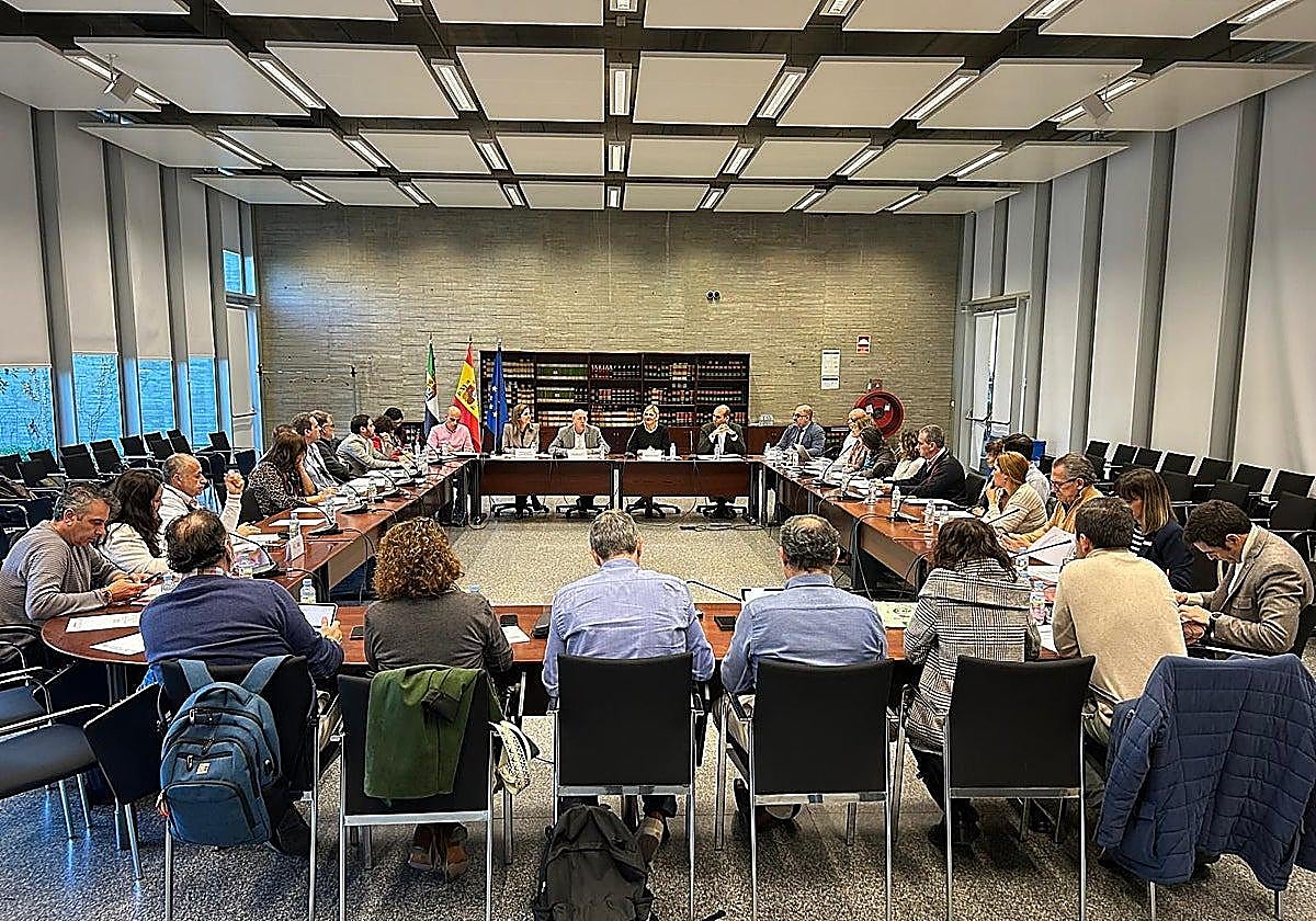 Convocado el concurso para cubrir 900 vacantes de Administración General