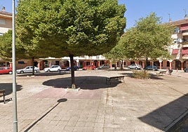 Plaza Los Pinos de Plasencia.