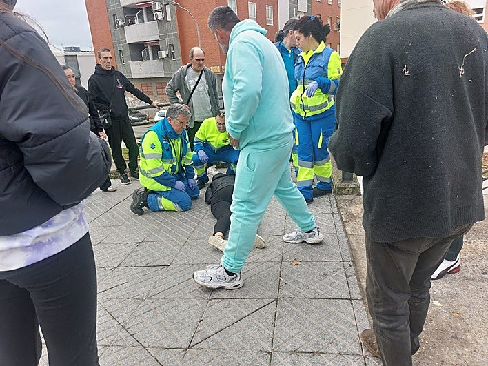 Herida una mujer en un accidente de patinete en Badajoz