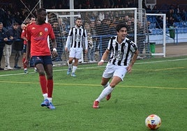 Borja Domingo volvió a dar una nueva victoria al Badajoz en su visita al Montehermoso.