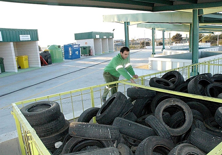 El punto limpio promovido por el Ayuntamiento de Mérida obtiene el visto bueno ambiental