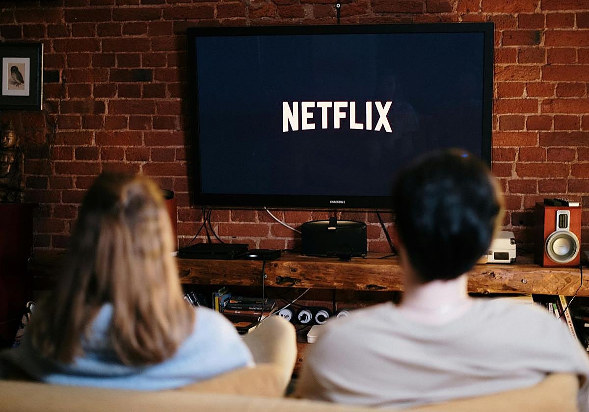 Netflix lanza un importante aviso a sus clientes tras la compra de Warner Bros: ¿puedes seguir viendo HBO?