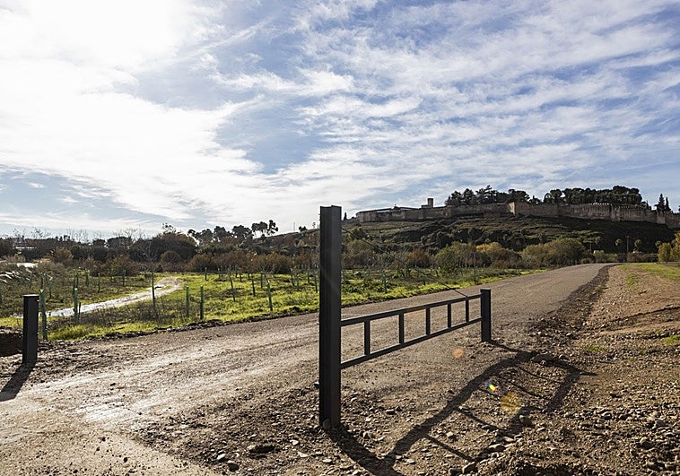 La Confederación cierra al tráfico el Pico del Guadiana en Badajoz por seguridad