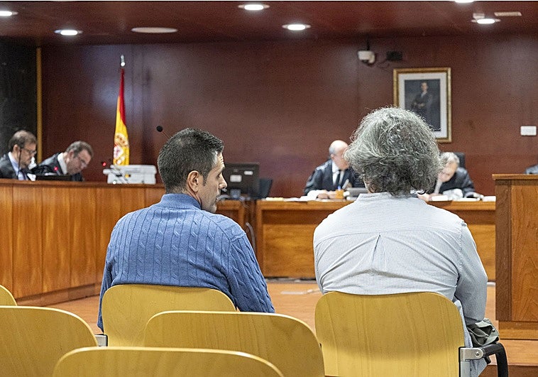 «No hay pruebas de que se filtraran las preguntas de oposición», dice la defensa del ex jefe de la Policía Local de Cáceres