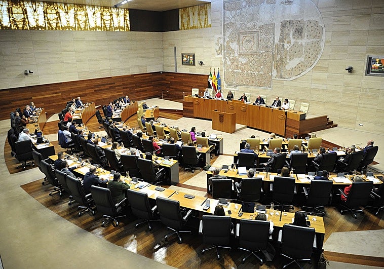 Así se asignan los escaños en el Parlamento regional