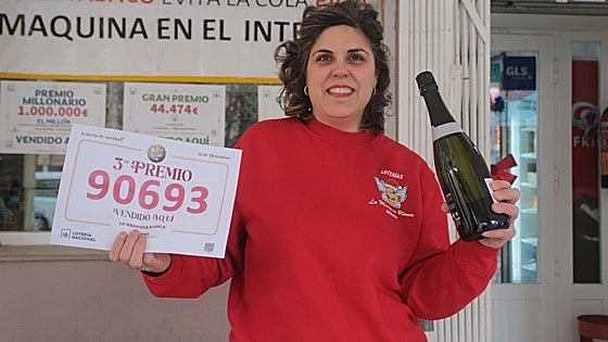 Yanet Solís reparte 200.000 euros del tercer premio en Mérida entre la felicidad y la tristeza