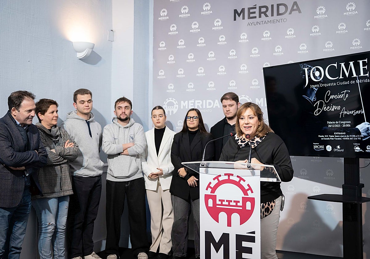 Presentación del concierto por el décimo aniversario de la Jocme.