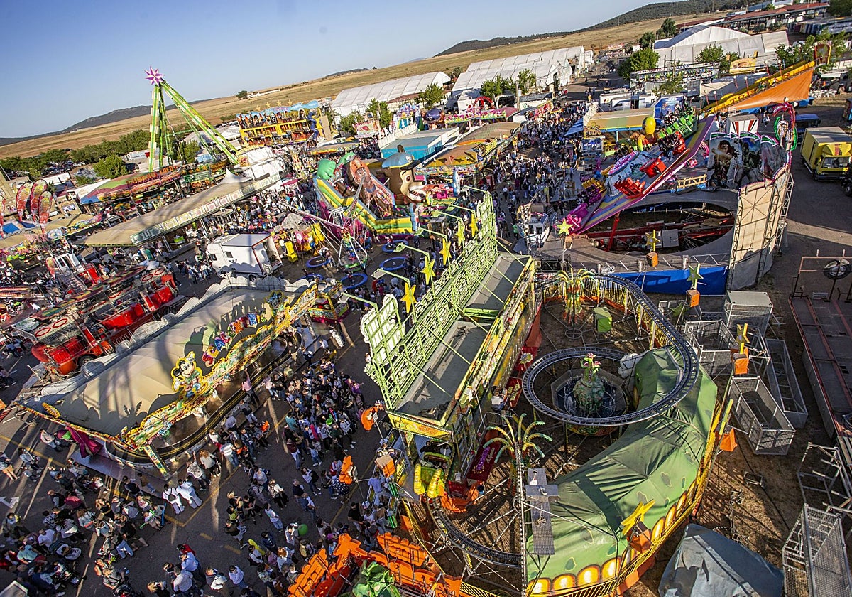 Vista aérea del recinto ferial de Cáceres en San Fernando.