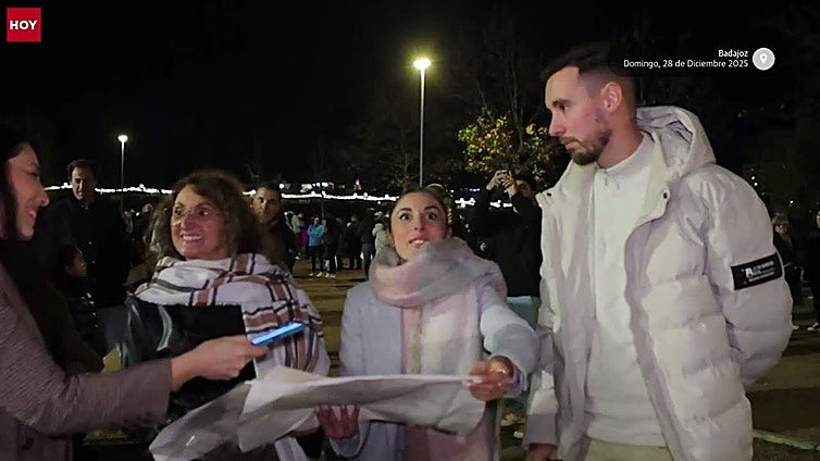 Los farolillos llenan el cielo de Badajoz