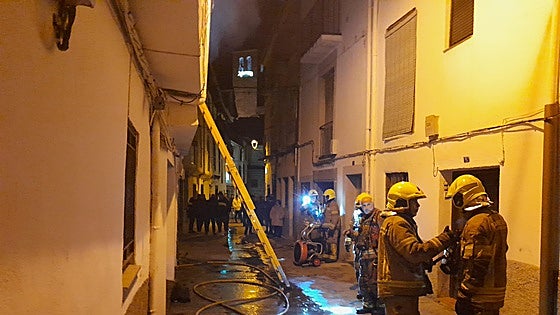 Cinco fallecidos en un mes en incendios de viviendas en Extremadura