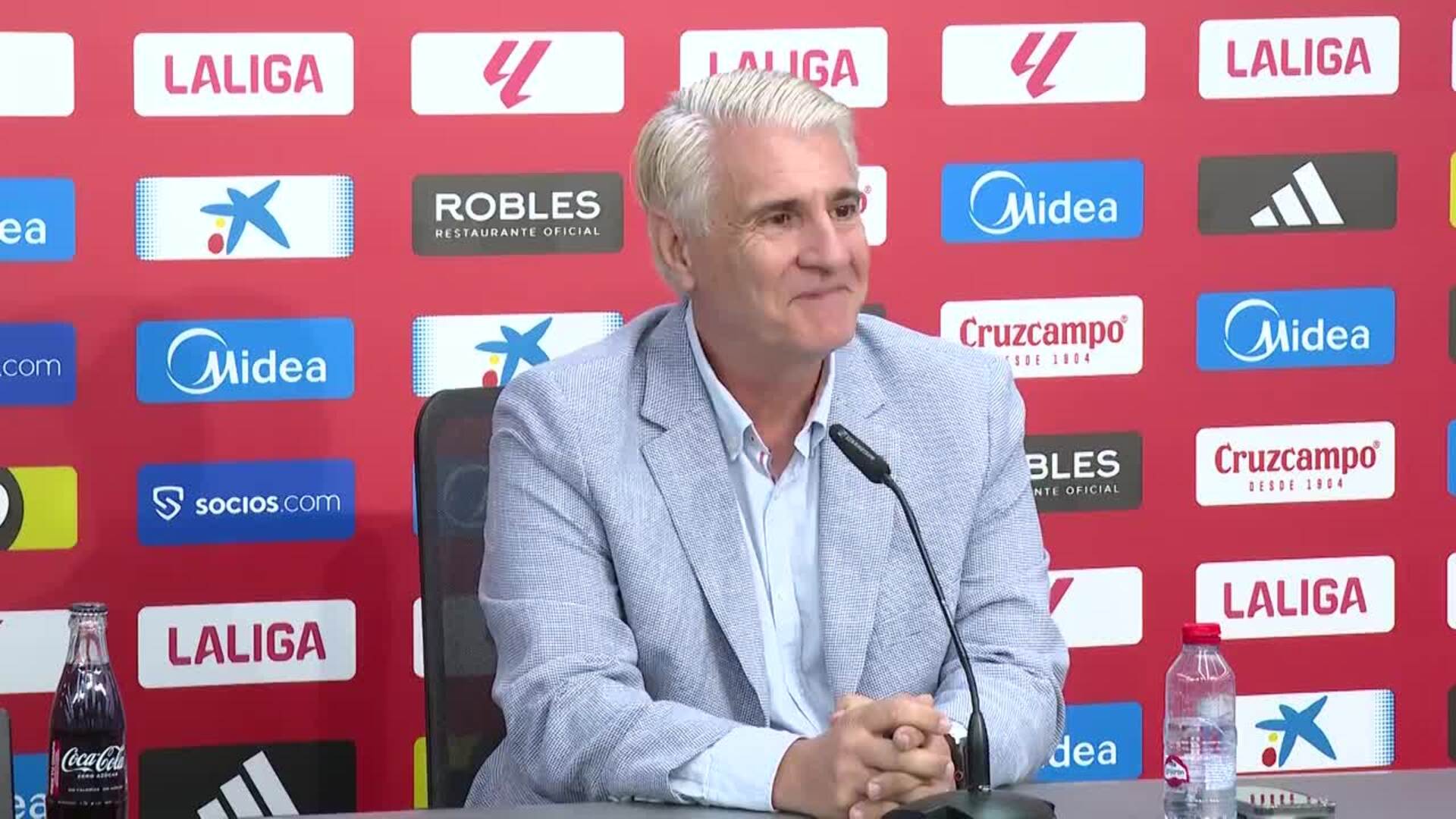 Cordón (Sevilla FC): “Almeyda me dijo que venía de rodillas desde Grecia hacia Sevilla”