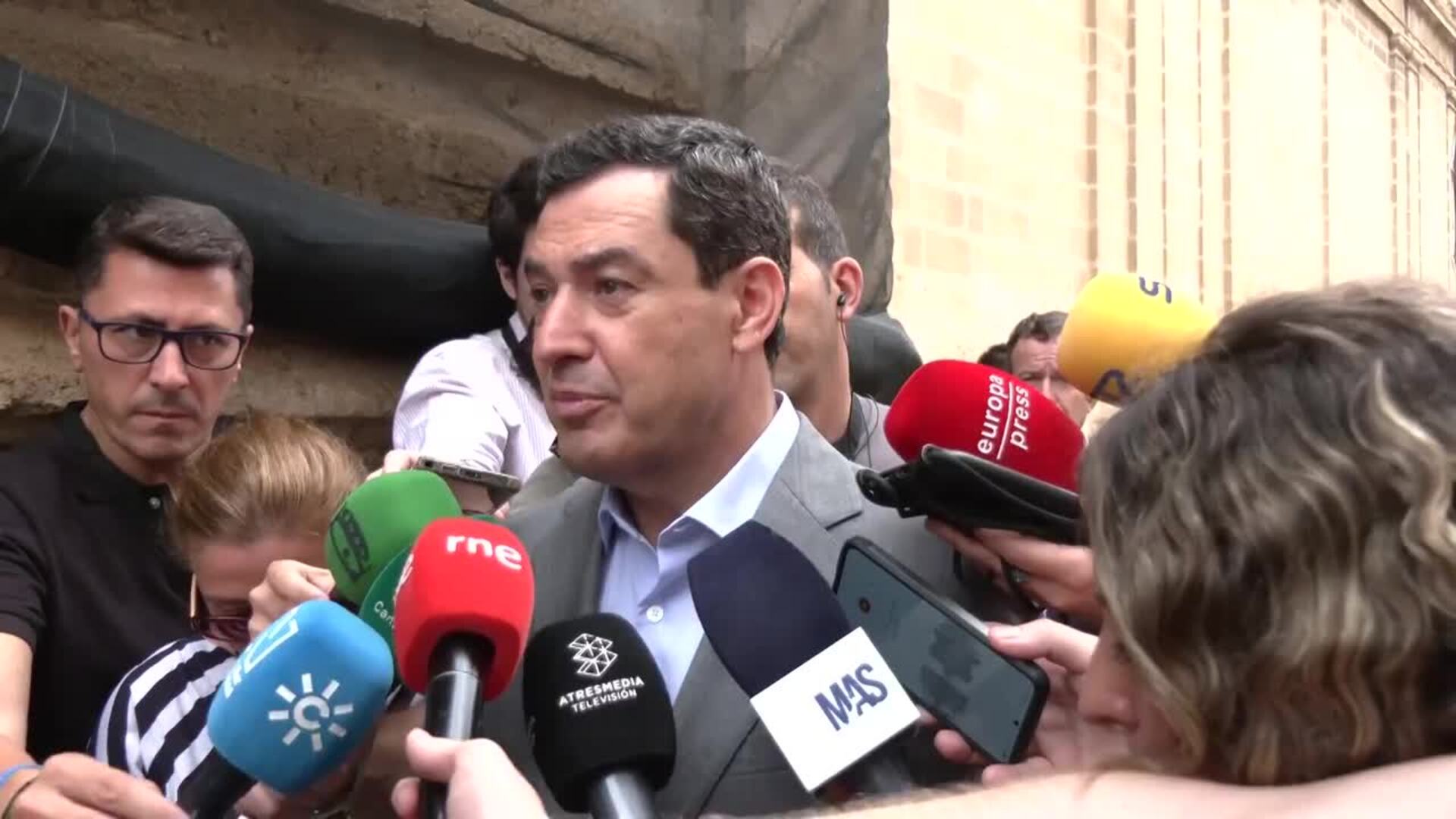 Moreno afirma que Sánchez ha conseguido que los "socios" de su Gobierno sucumban a "chantaje"