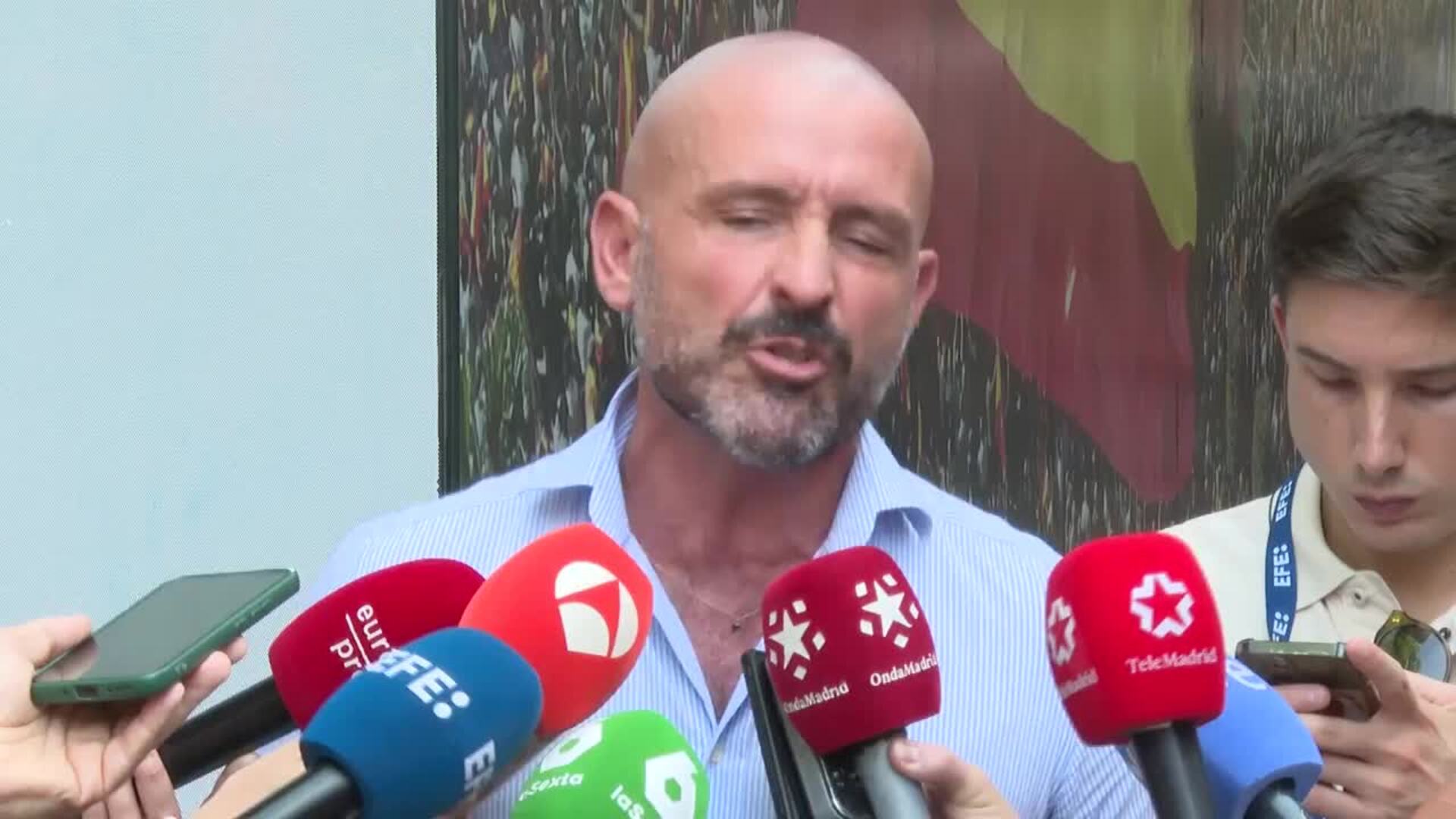 El PP niega estar "señalando" a Huawei y defiende los contratos de sus comunidades