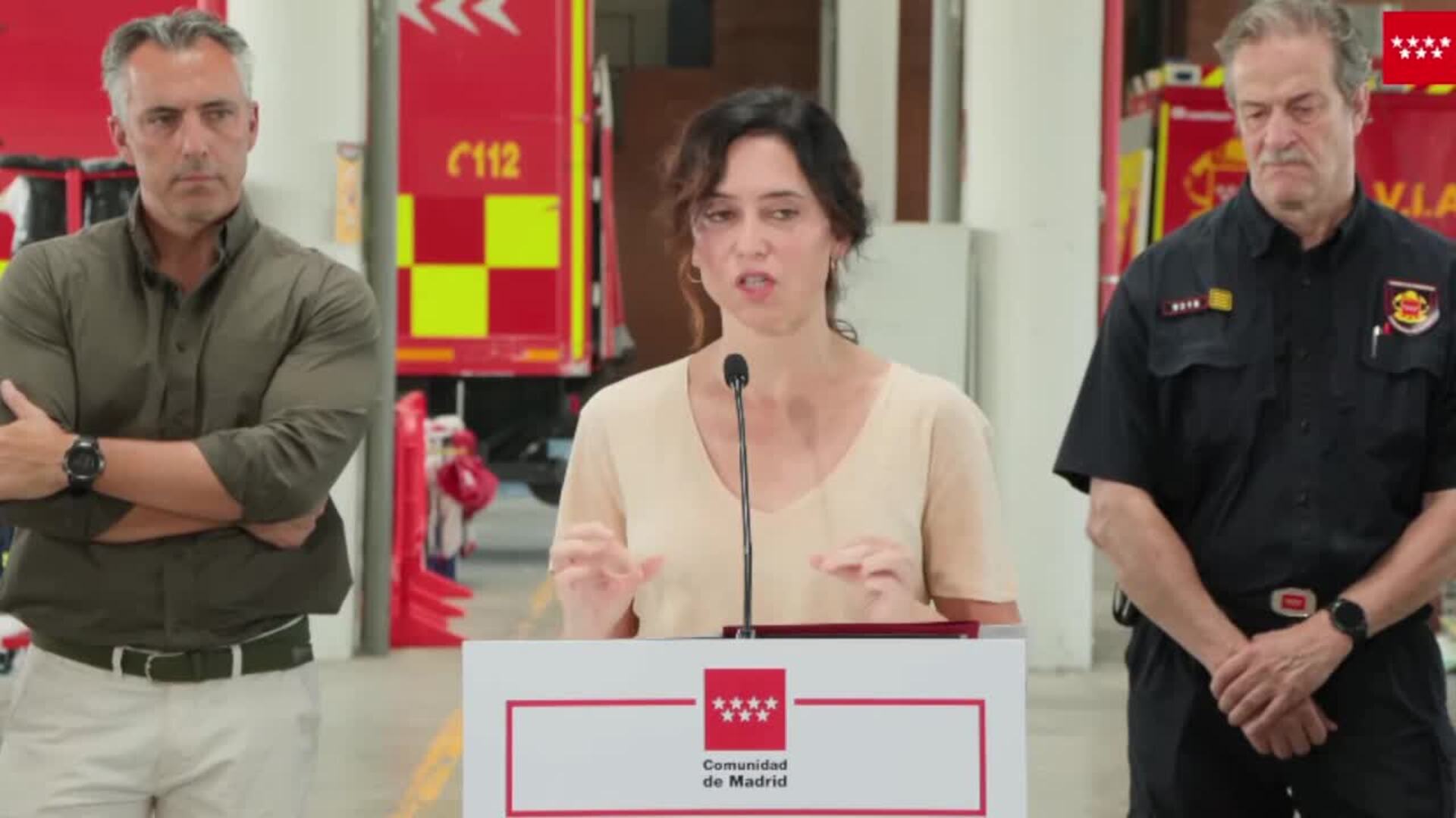 Ayuso critica a un Gobierno "paralizado" que "ve como todo se quema" para "buscar culpables"