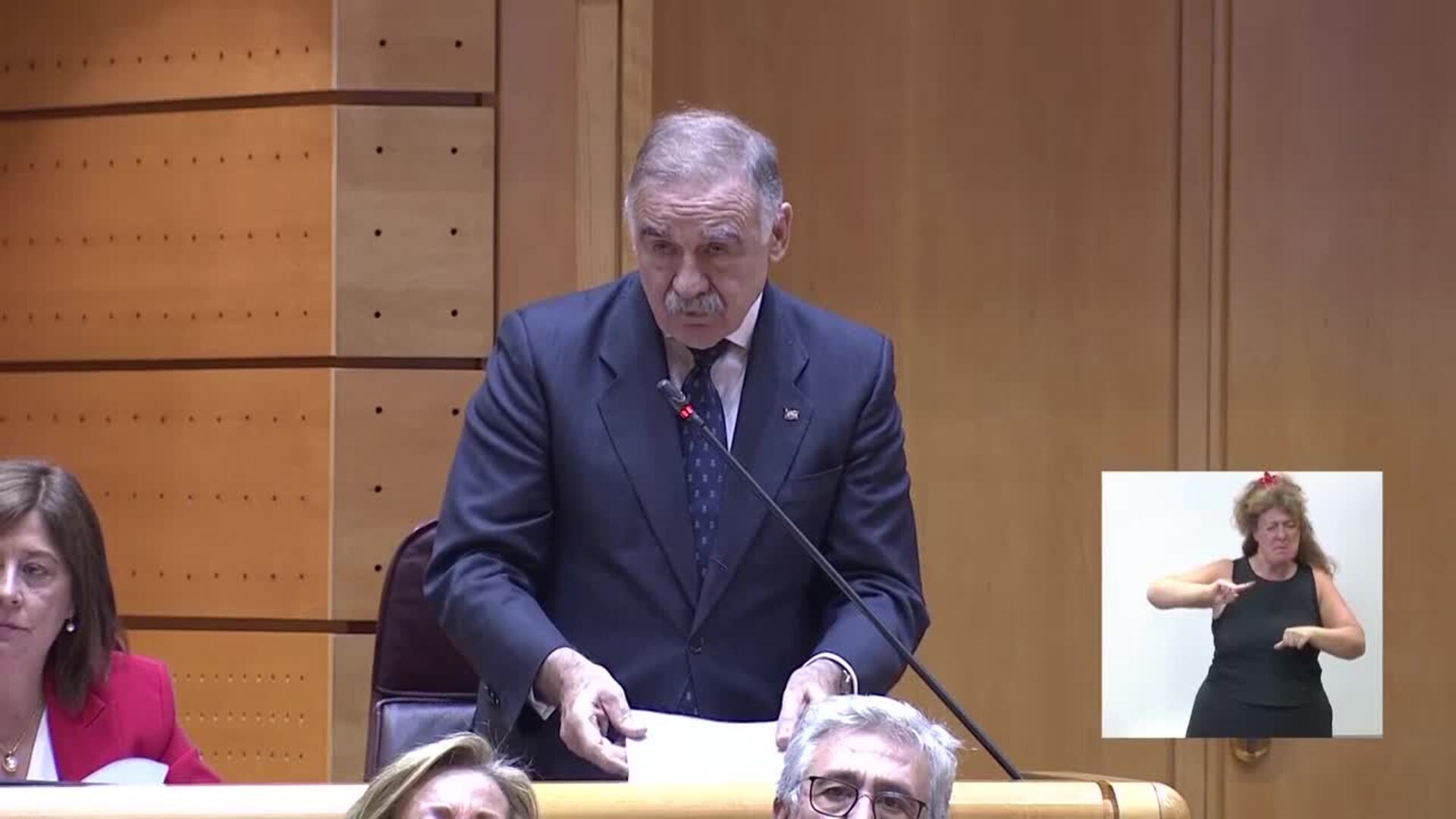 El PP acusa a Robles de usar a los militares para la "confrontación partidista"