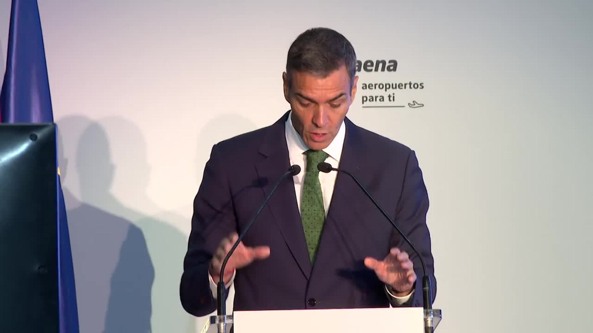 Sánchez anuncia 13.000 millones de inversión de Aena en España entre 2027 y 2031