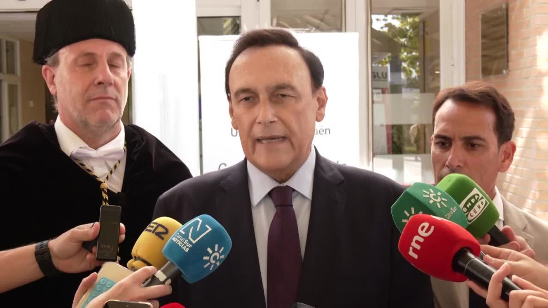Villamandos ve a las universidades andaluzas bien preparadas en fin de legislatura