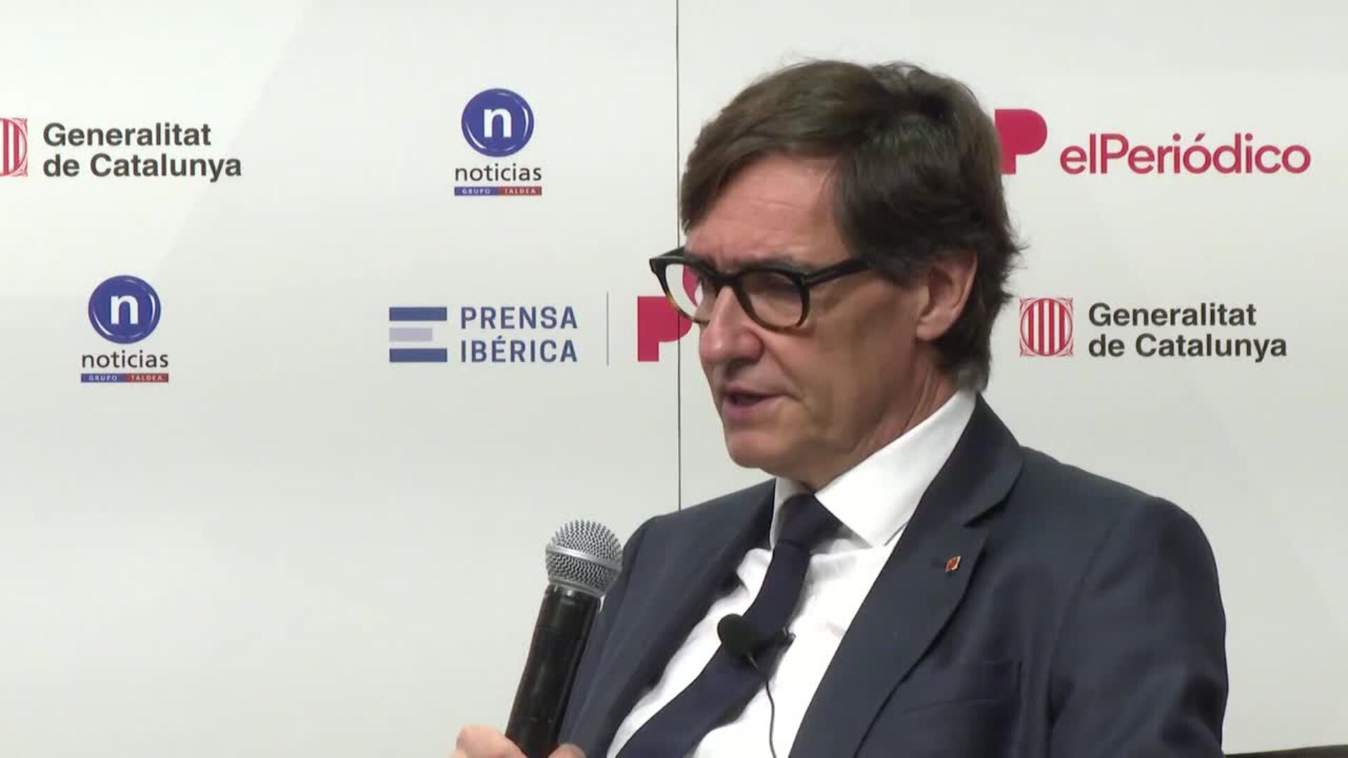 Illa asegura que "el interés general queda preservado" en la OPA con las medidas del Gobierno