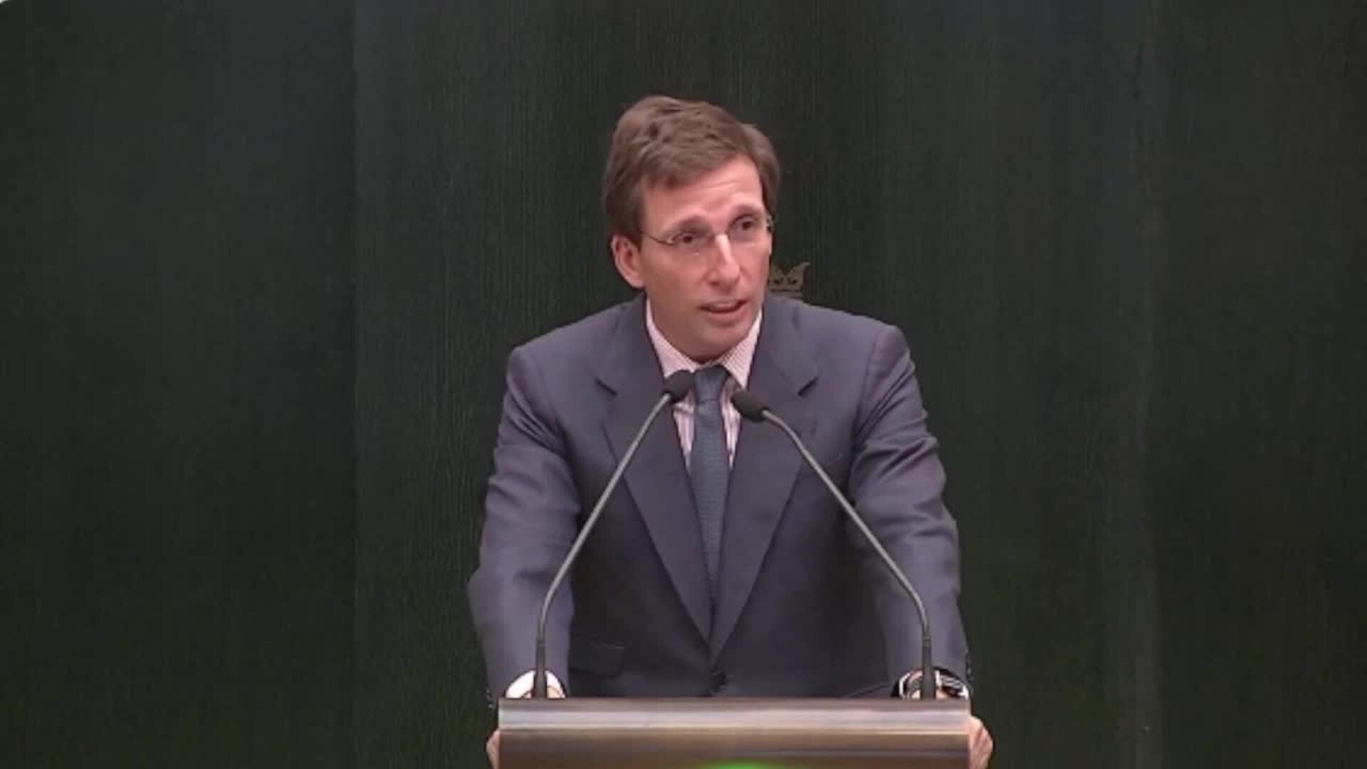 Almeida apunta que algunos manifestantes son "gentuza" y Maroto dice que violencia fue Ferraz