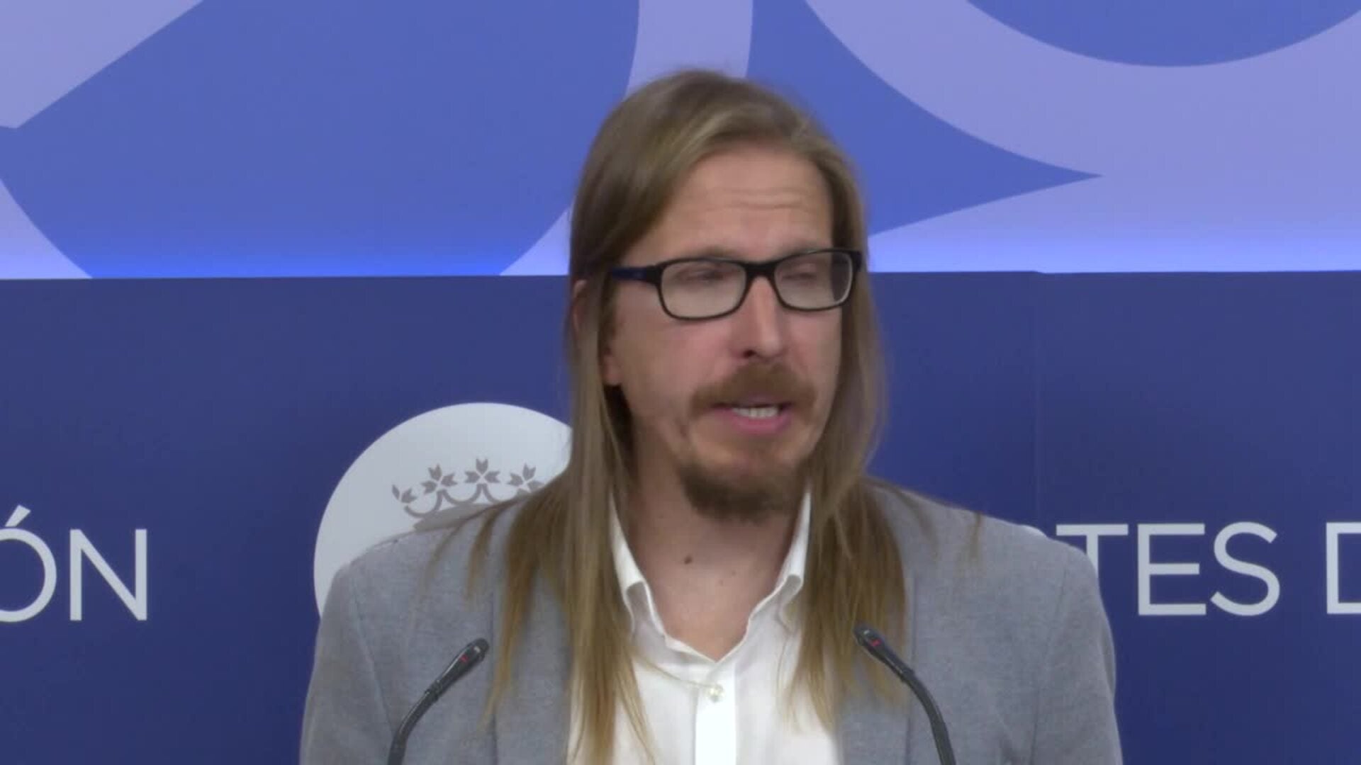 Fernández asegura que Mañueco es "peor candidato del PP que Mickey Mouse"