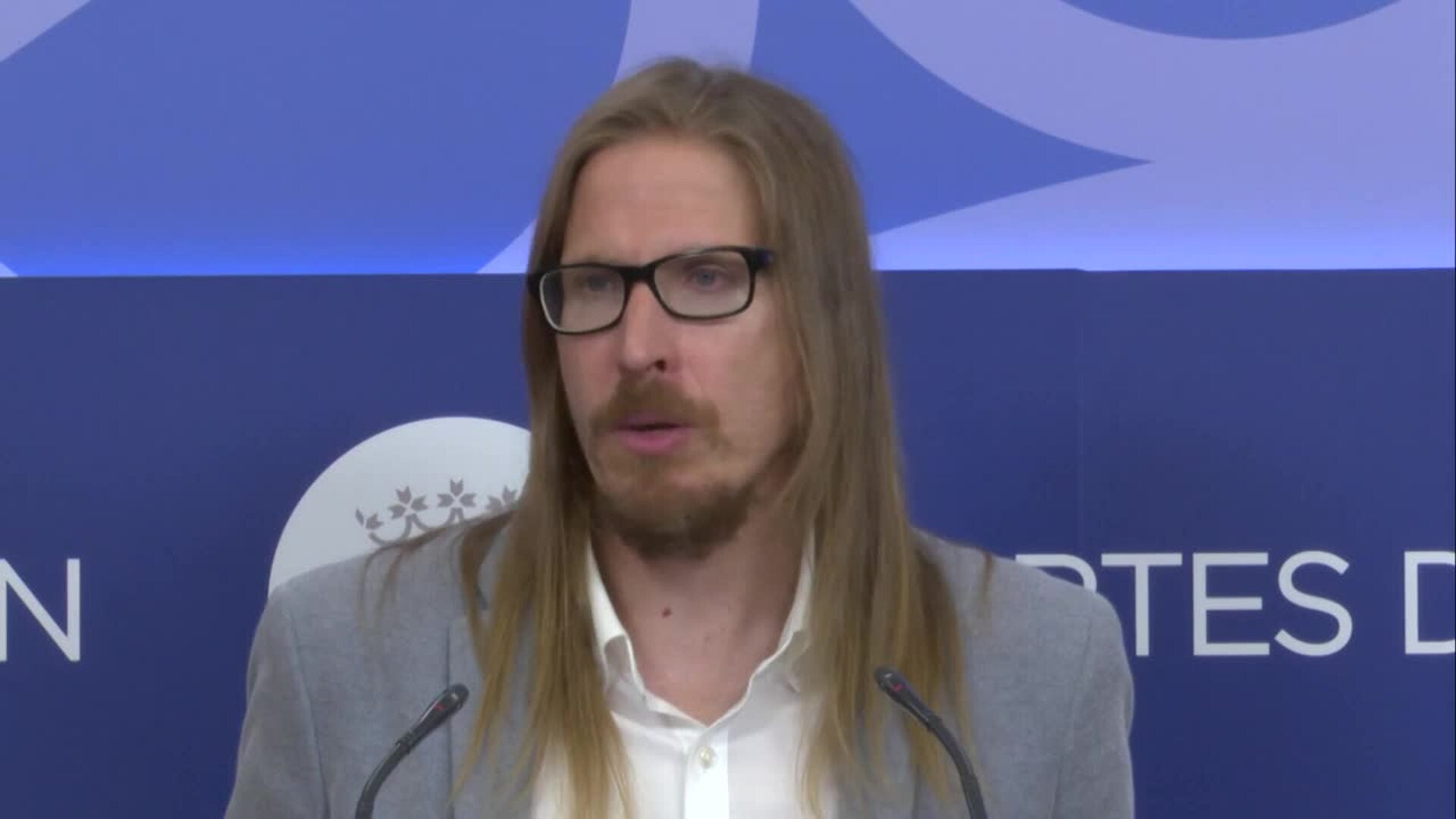 Podemos pide al Gobierno que ponga "todos los medios" para proteger a la flotilla.