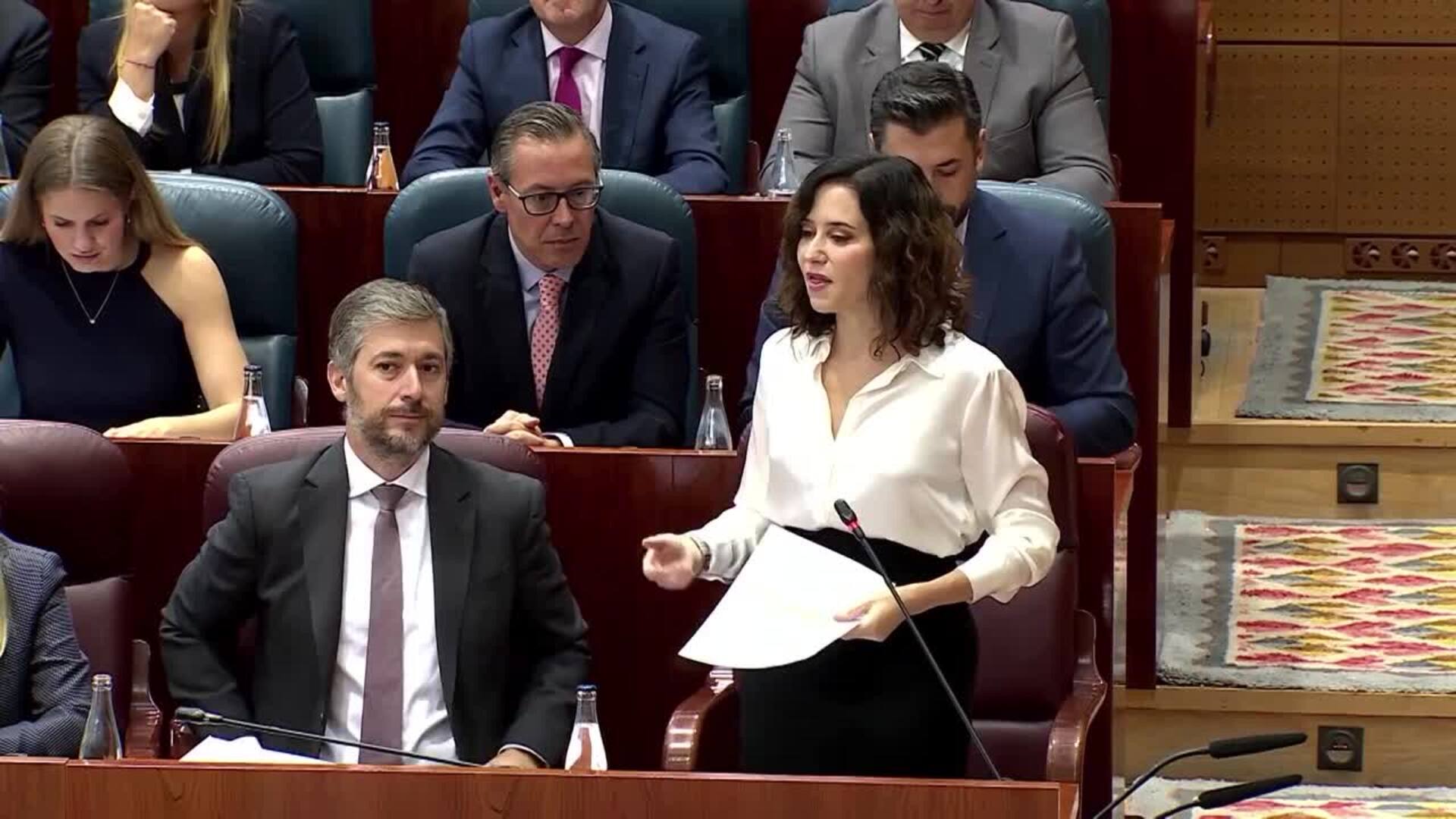Ayuso tacha la flotilla de "asamblea de facultad flotante"