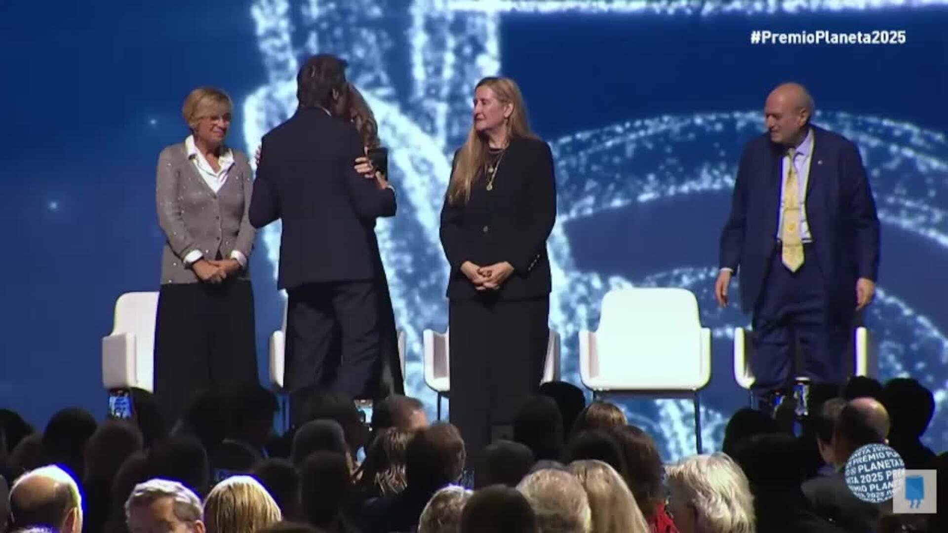 Juan del Val gana el Premio Planeta 2025 con 'Vera, una historia de amor'