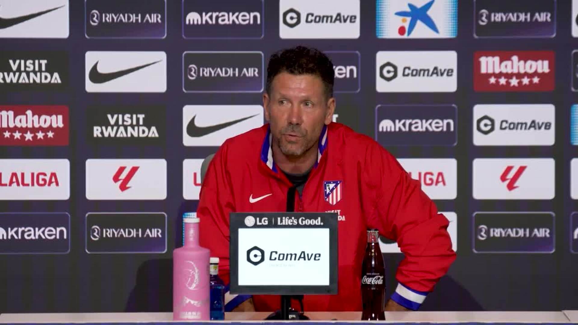 'Cholo' Simeone: "Son compatibles casi todos los futbolistas que tenemos"