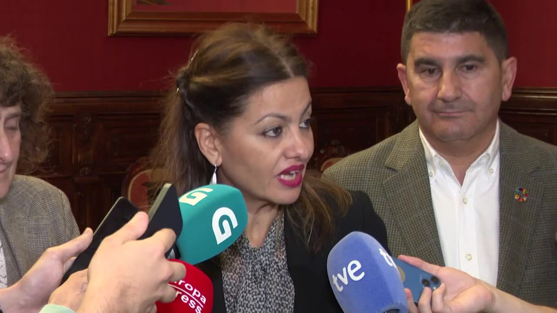 Galicia ya acoge a uno de los menores migrantes trasladados desde Canarias y Ceuta
