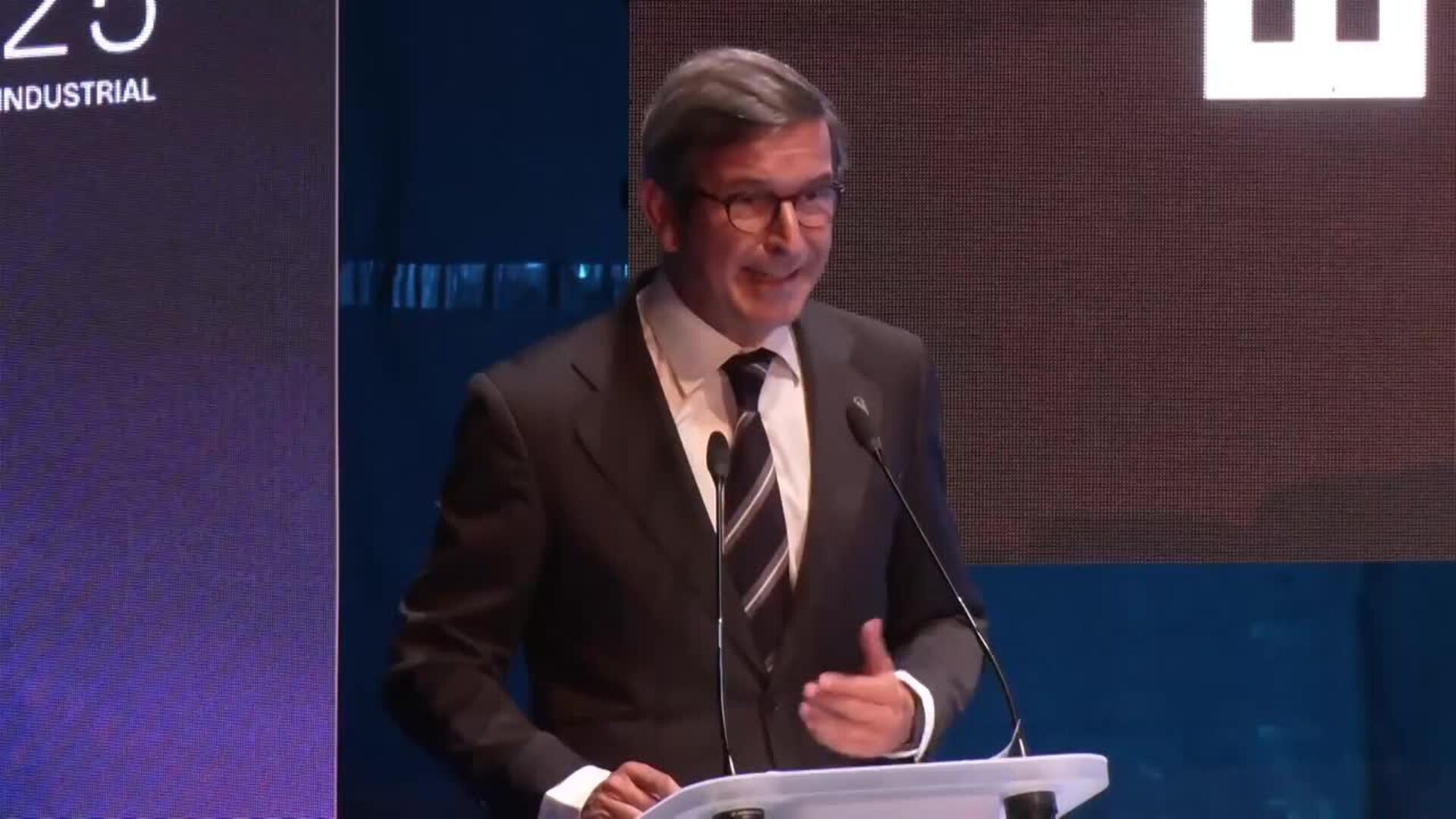 La Junta subraya la transición energética y digital como palancas para transformar la industria