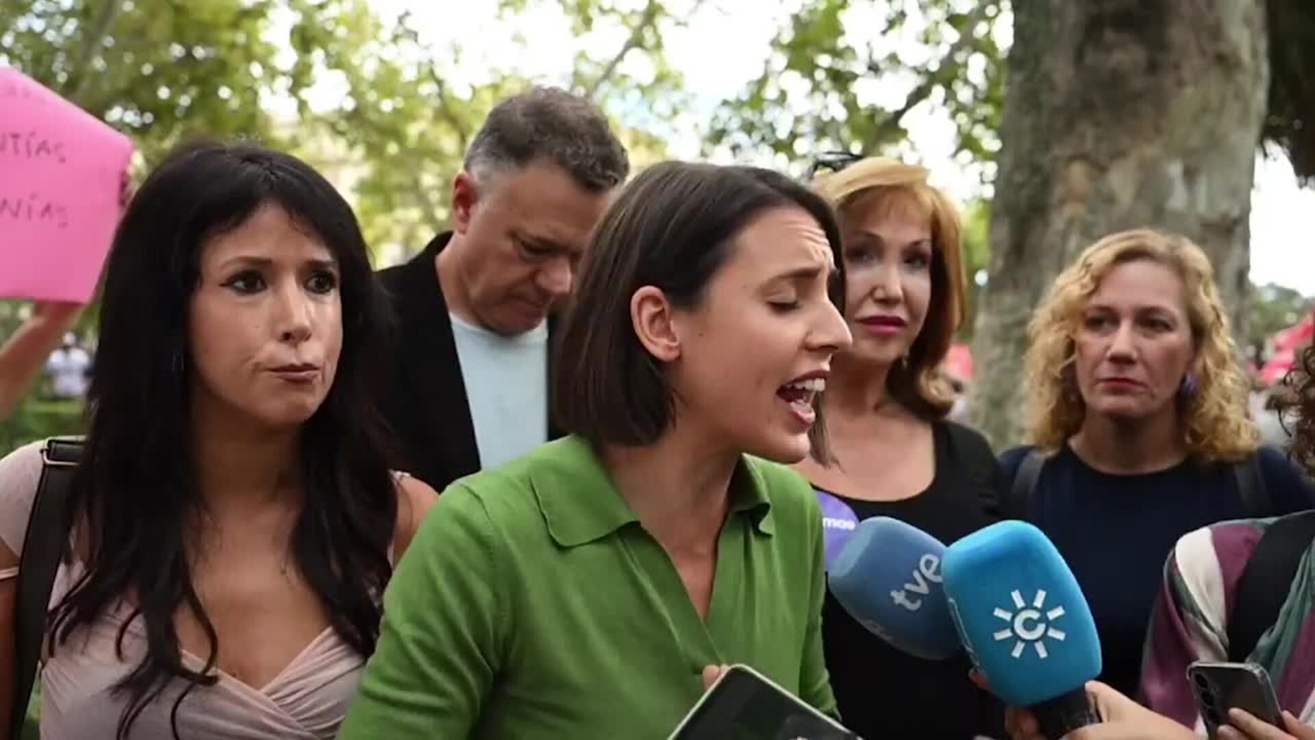Montero afirma que los fallos en el cribado son "consecuencia" del Gobierno de Juanma Moreno