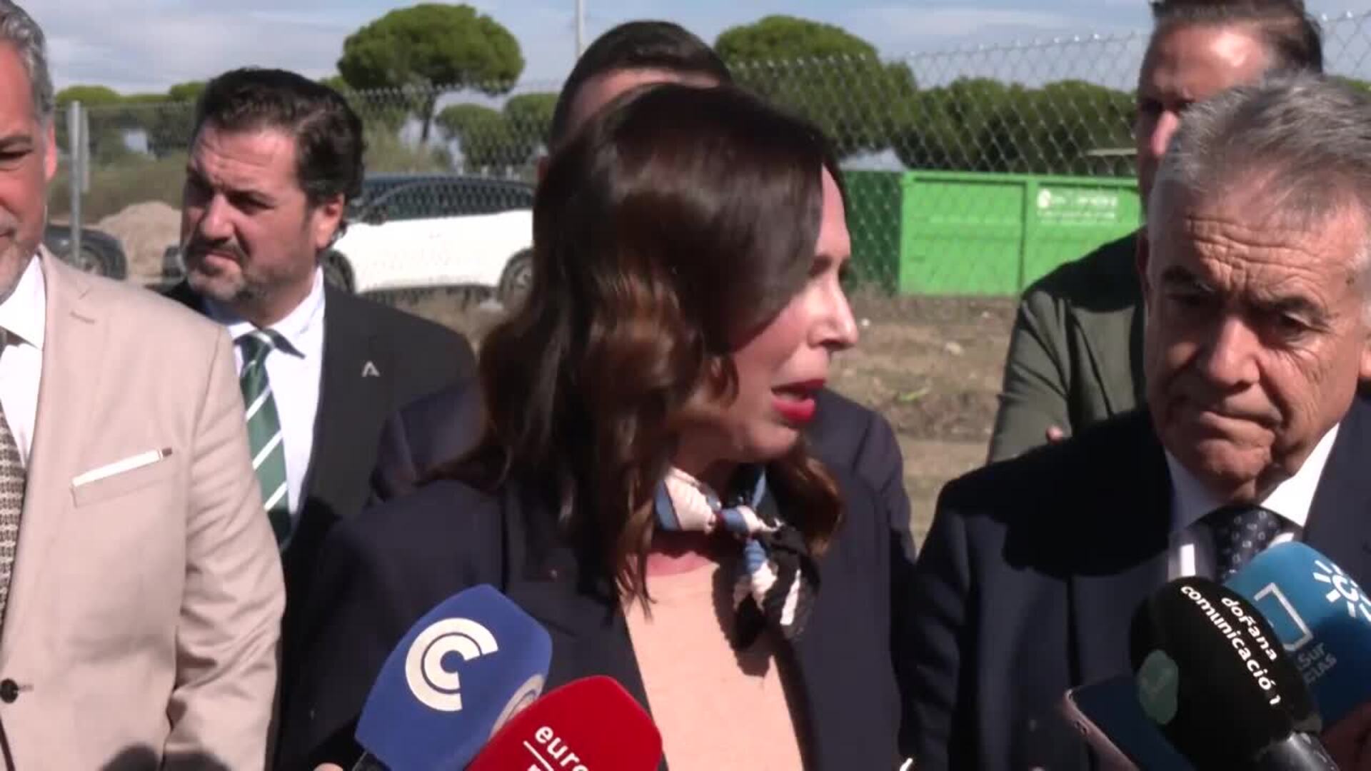 La Junta inicia la ampliación de la carretera Almonte-El Rocío tras "35 años de espera"