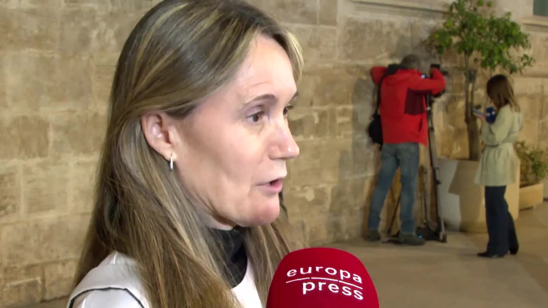 Valencia pide "justicia, verdad y reparación" en una nueva manifestación contra Mazón