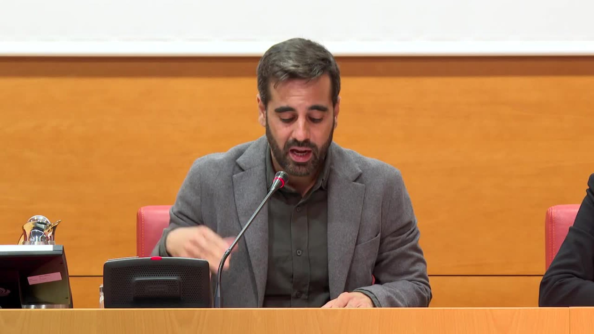 PSPV insiste en reclamar elecciones en la C.Valenciana y reta al PP a marcar sus "líneas rojas"