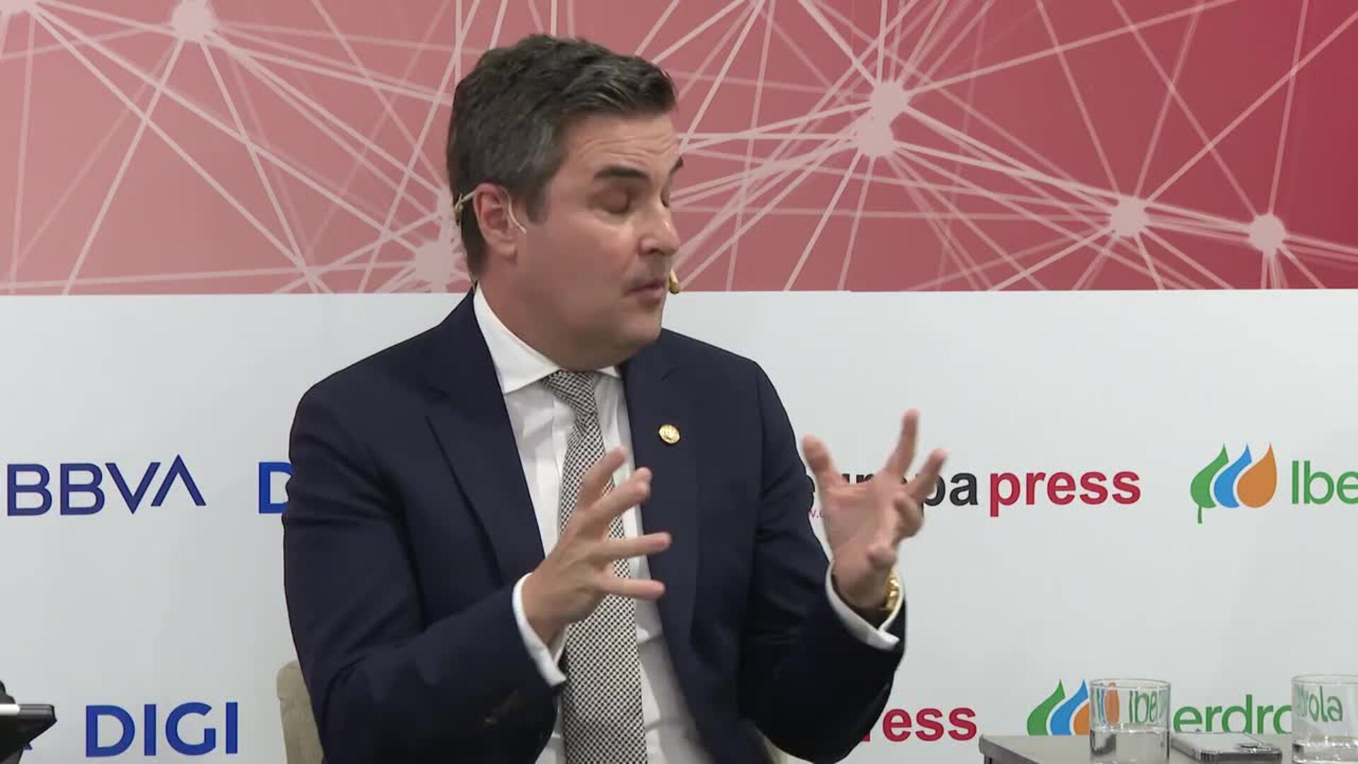 Jauregi dice que se está en conversaciones para que Euskadi tenga más potencia eléctrica
